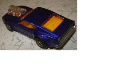 Matchbox 1973  No:10  FORD MUSTANG PISTON POPPER LESNEY