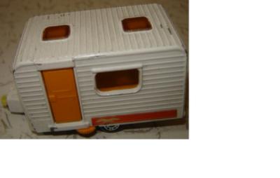 Matchbox SuperFast 1977  No:31  CARAVAN LESNEY