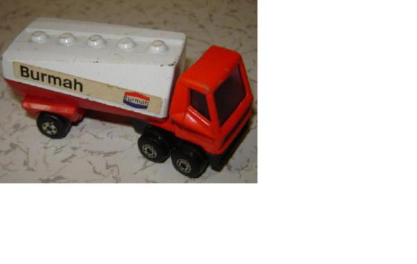 Matchbox 1973  No:63  FREEWAY GAS TANKER LESNEY